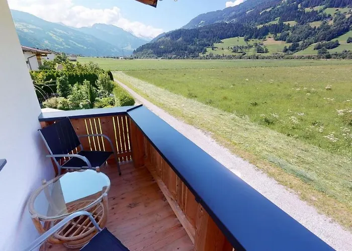 فيرينفونونغ ثانر شقة *